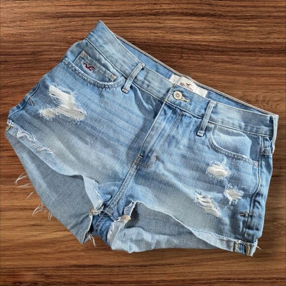 Hollister Distressed Cuffed Denim Short Shorts - Picture 1 of 4